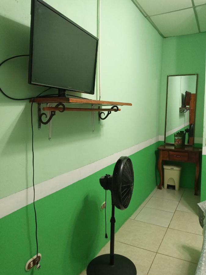 Hospedaje Hefziba Moyogalpa Bagian luar foto