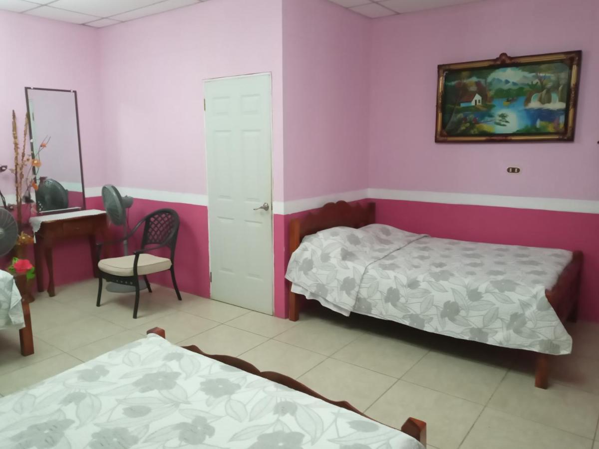 Hospedaje Hefziba Moyogalpa Bagian luar foto