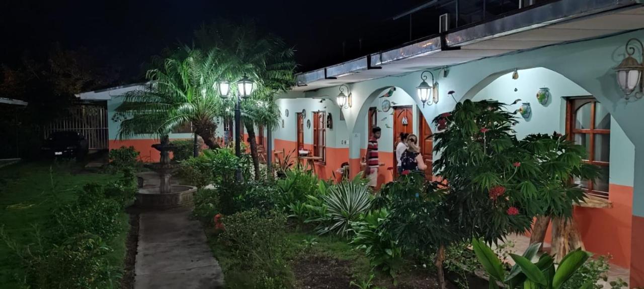 Hospedaje Hefziba Moyogalpa Bagian luar foto